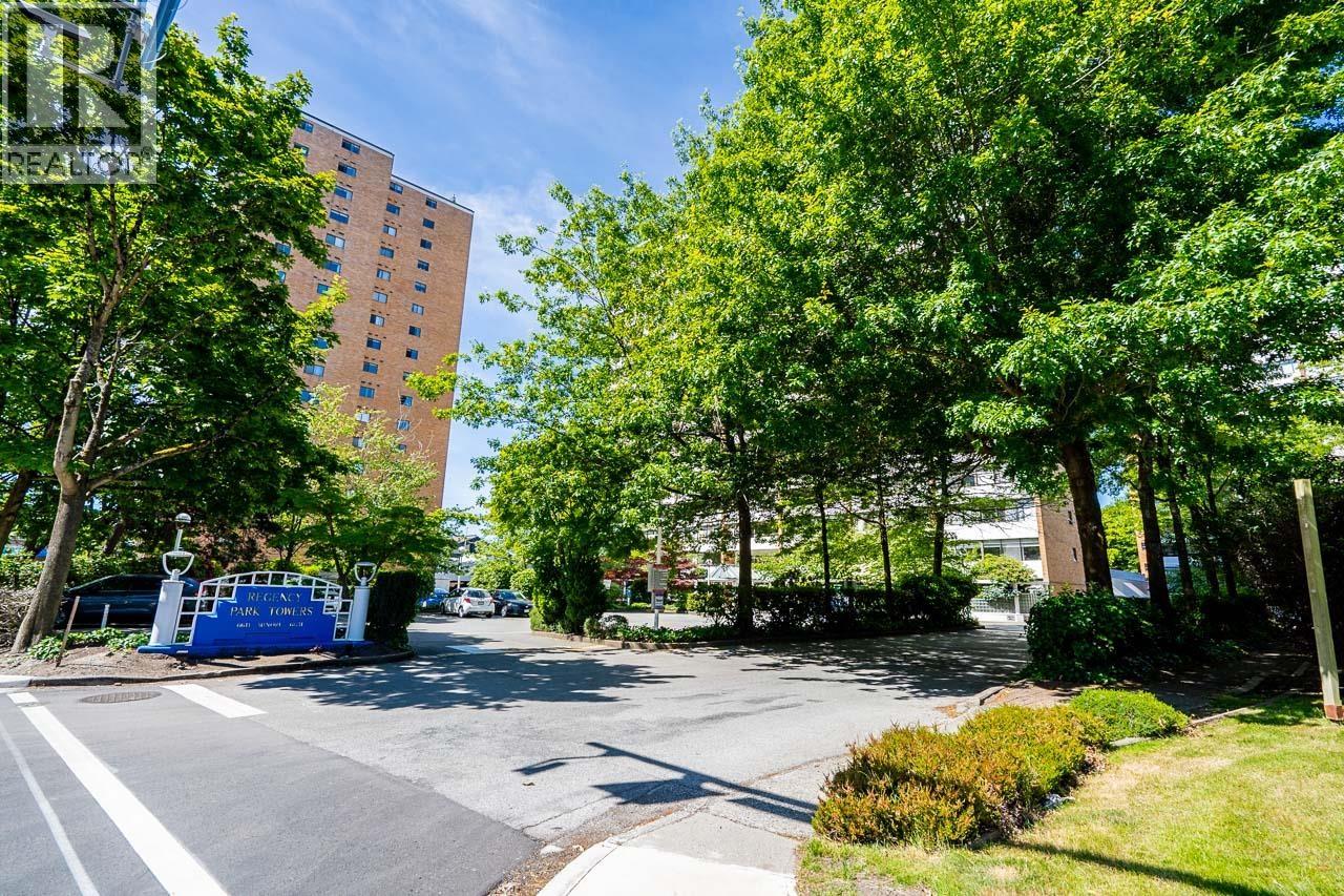1511 6631 Minoru Boulevard Property Photo 2
