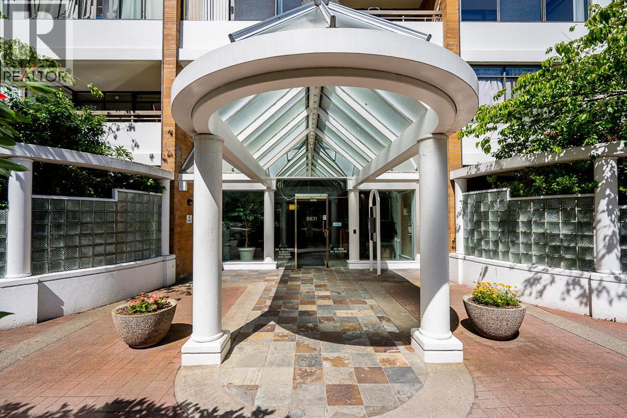 1511 6631 Minoru Boulevard Property Photo 5