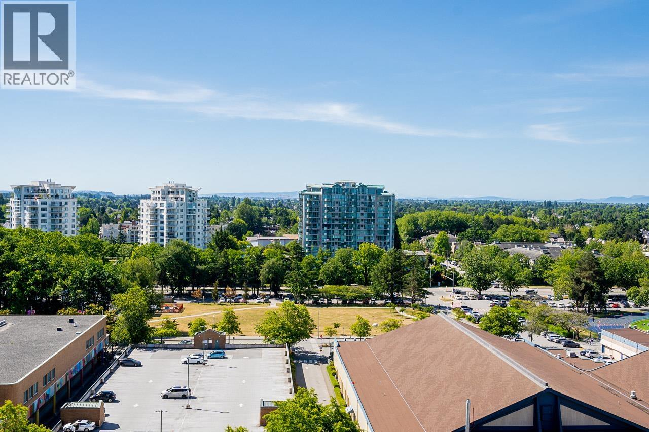 1511 6631 Minoru Boulevard Property Photo 32