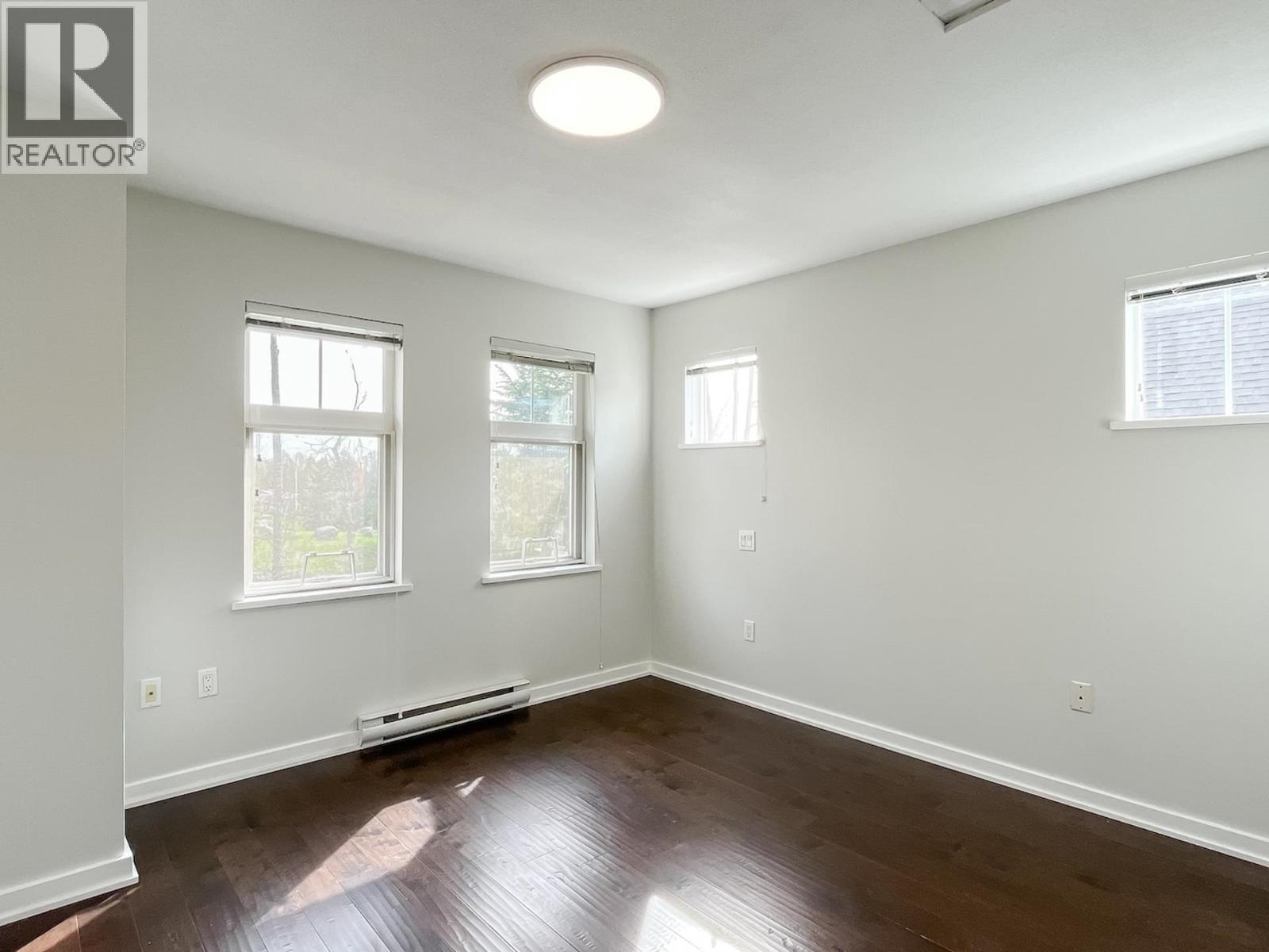 7425 Columbia Street Property Photo 13