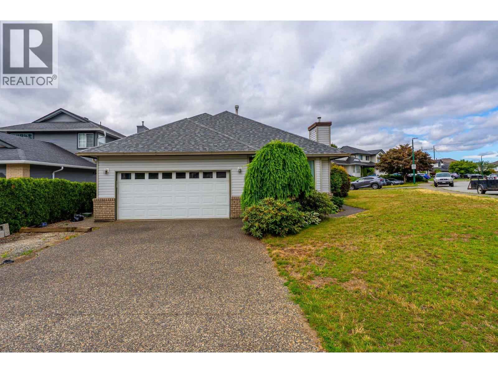 1372 OXFORD STREET Property Photo 1
