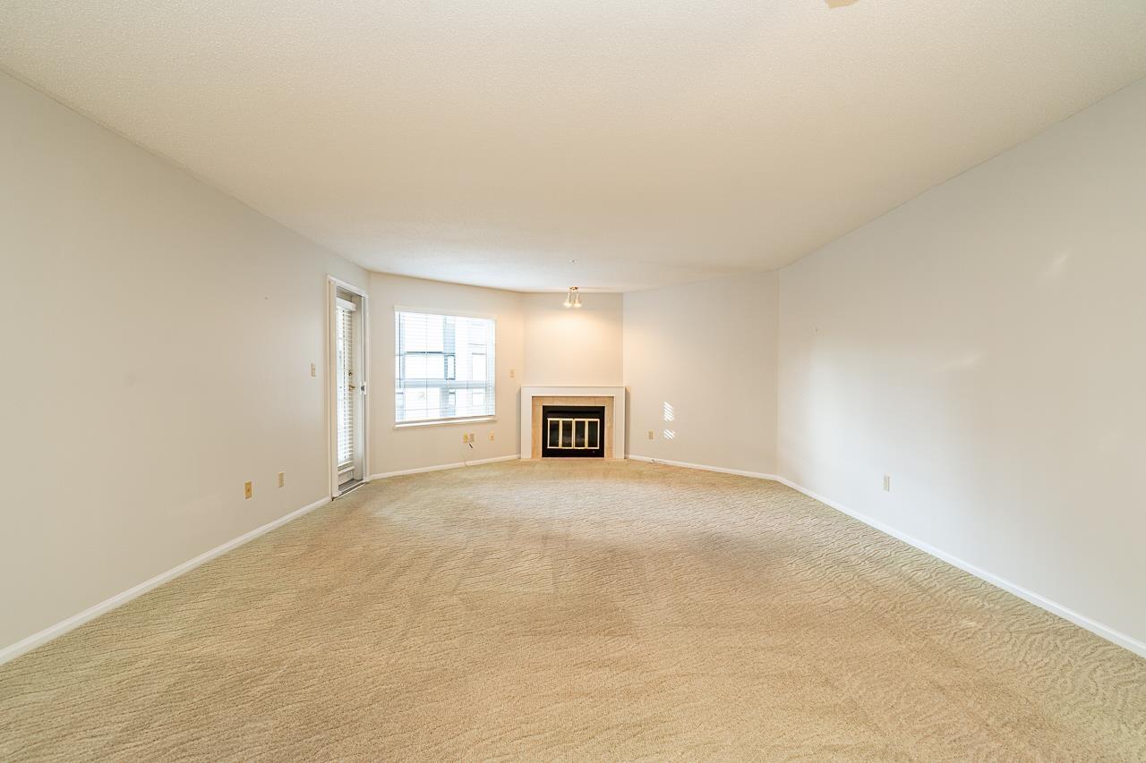 212 15255 18 Avenue Property Photo 8