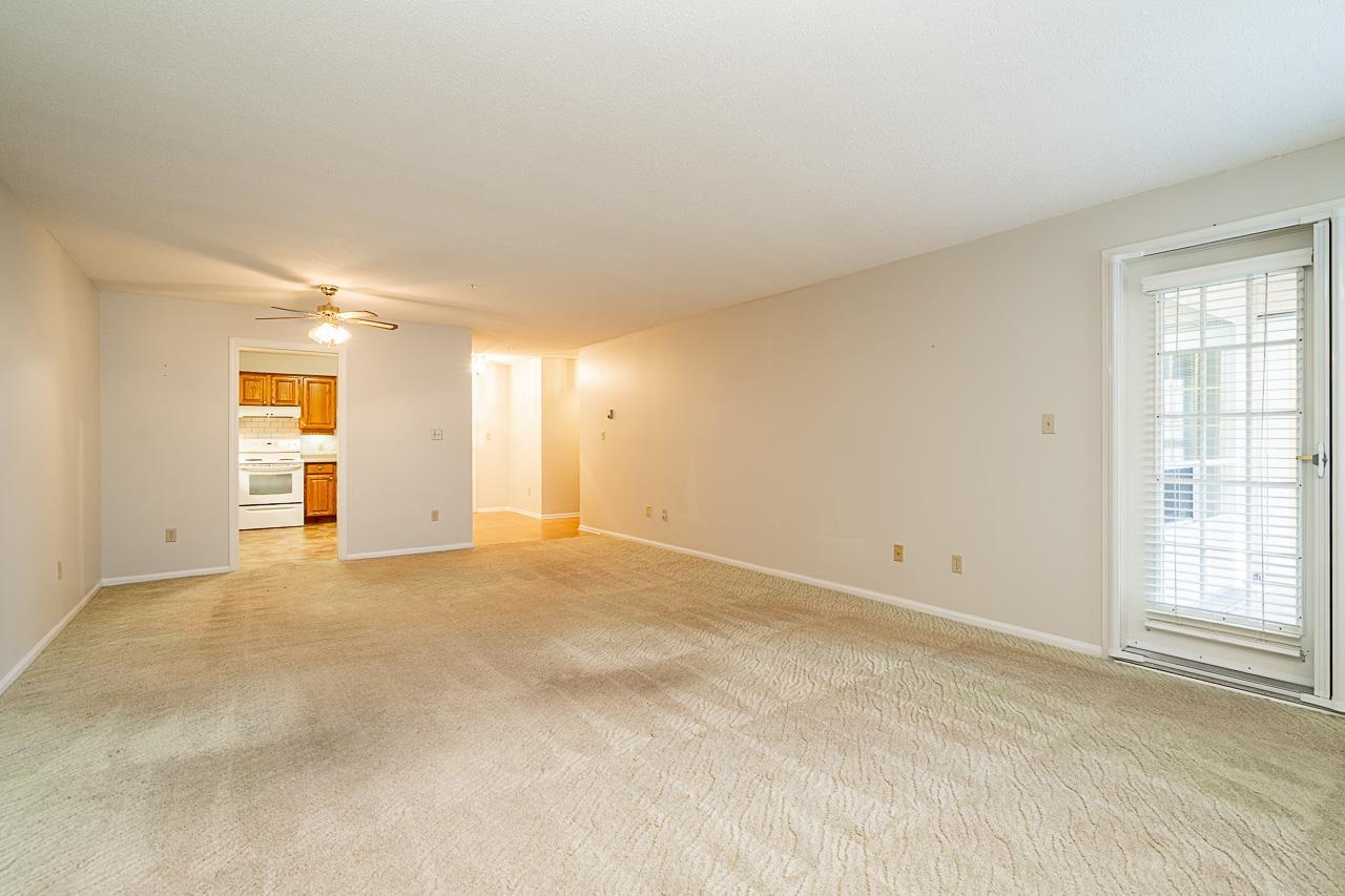 212 15255 18 Avenue Property Photo 12