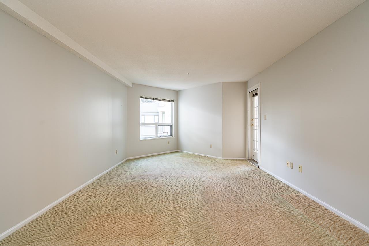 212 15255 18 Avenue Property Photo 18