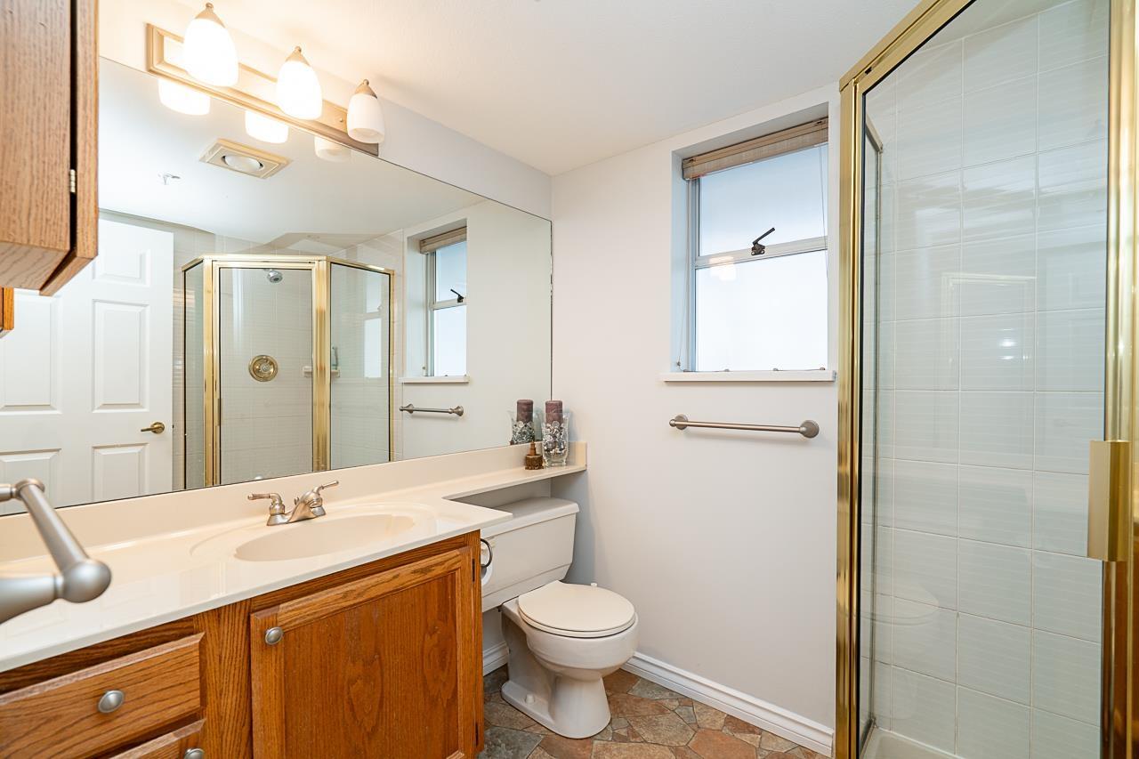 212 15255 18 Avenue Property Photo 25