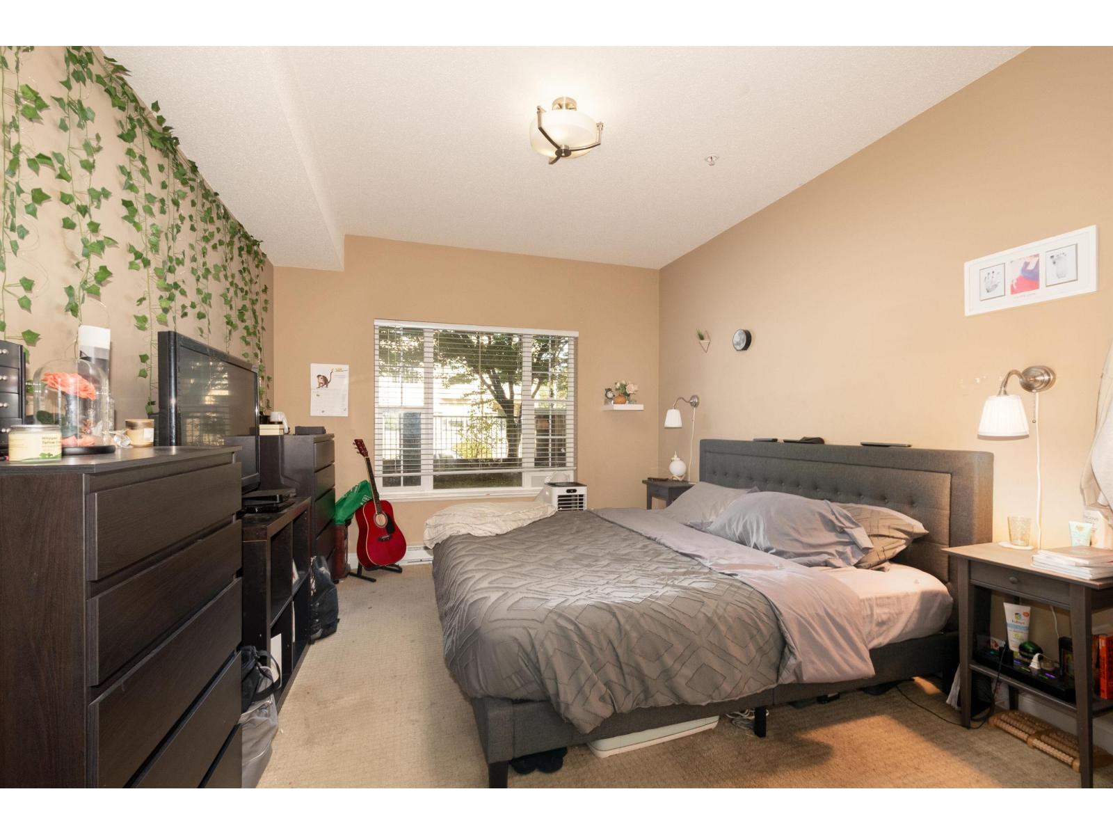 101 20286 53a Avenue Property Photo 7