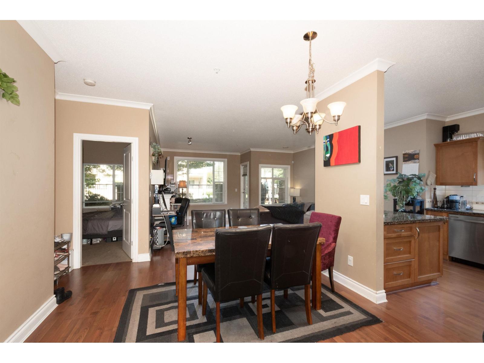 101 20286 53a Avenue Property Photo 11