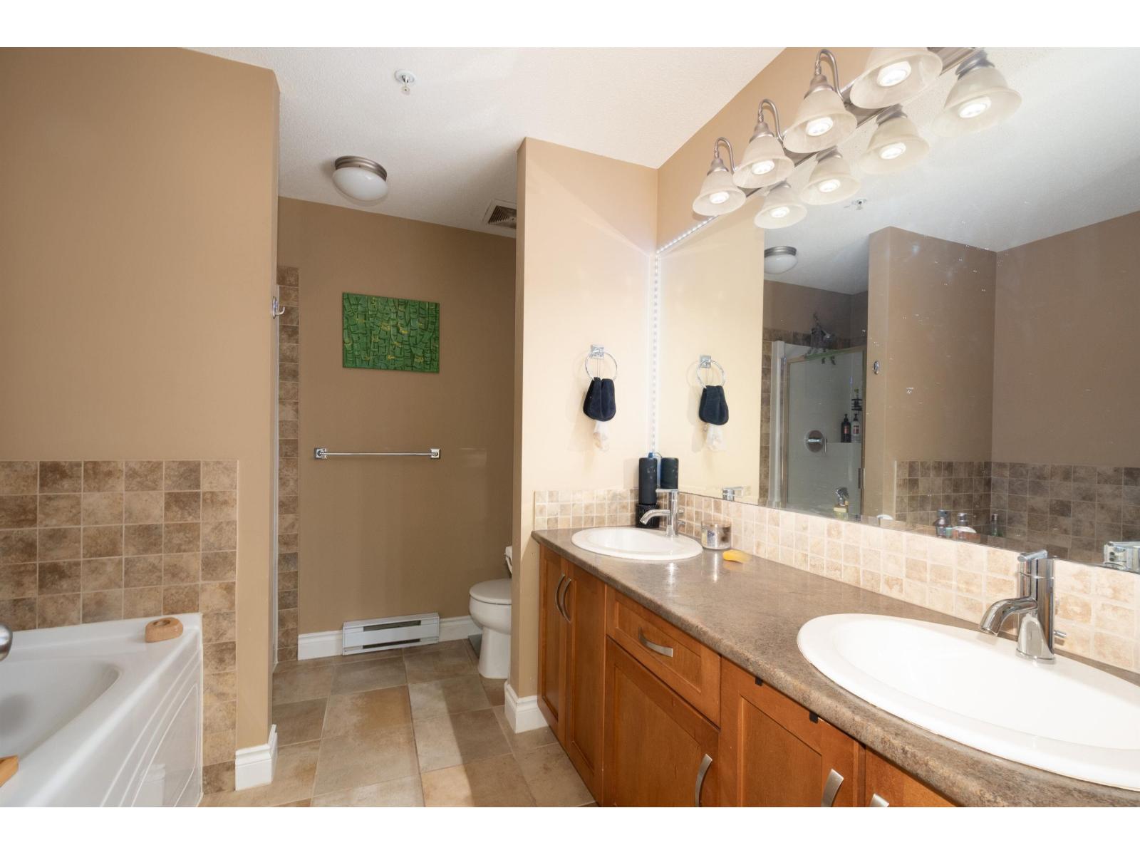 101 20286 53a Avenue Property Photo 19
