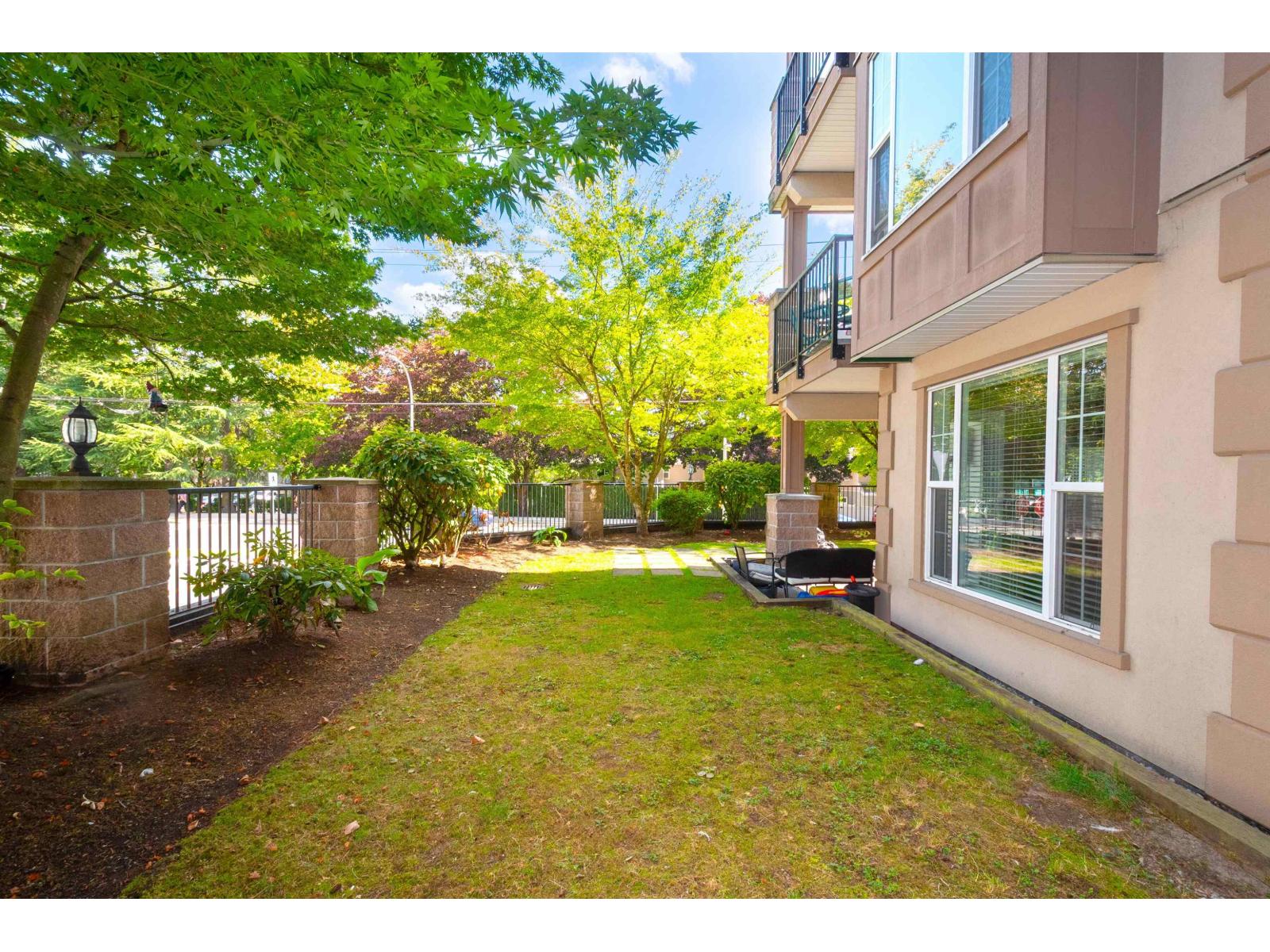 101 20286 53a Avenue Property Photo 24