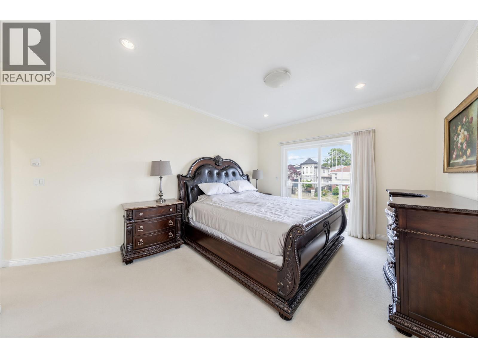 6899 Fleming Street Property Photo 15