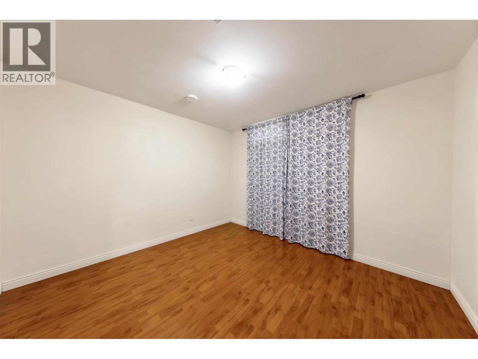 6899 Fleming Street Property Photo 23