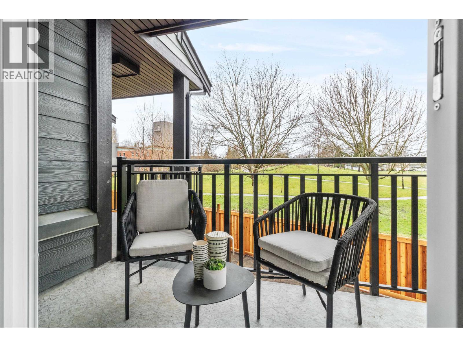 2 22551 Westminster Highway Property Photo 19