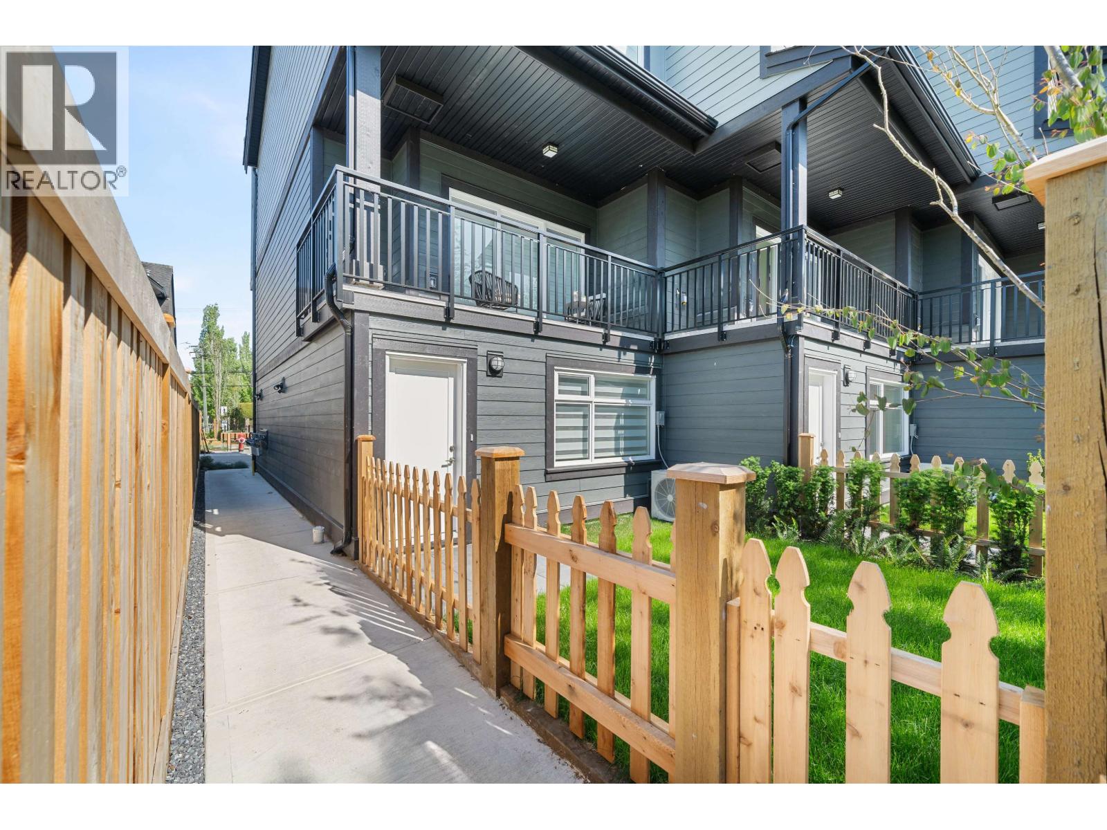 2 22551 Westminster Highway Property Photo 24