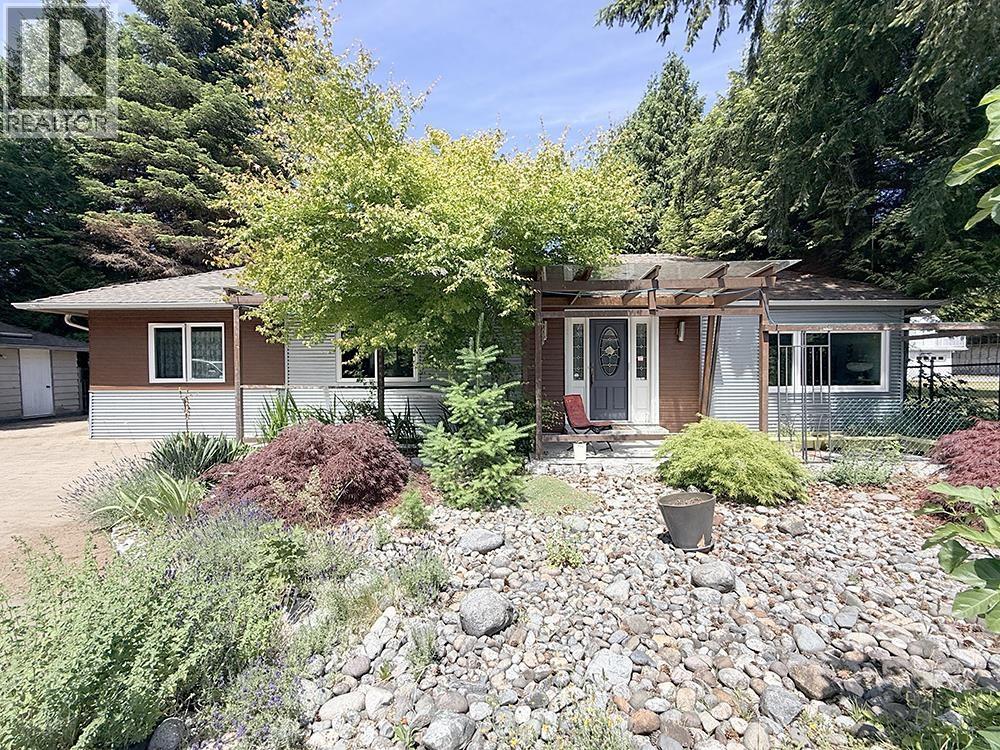 2625 East Road Property Photo 1