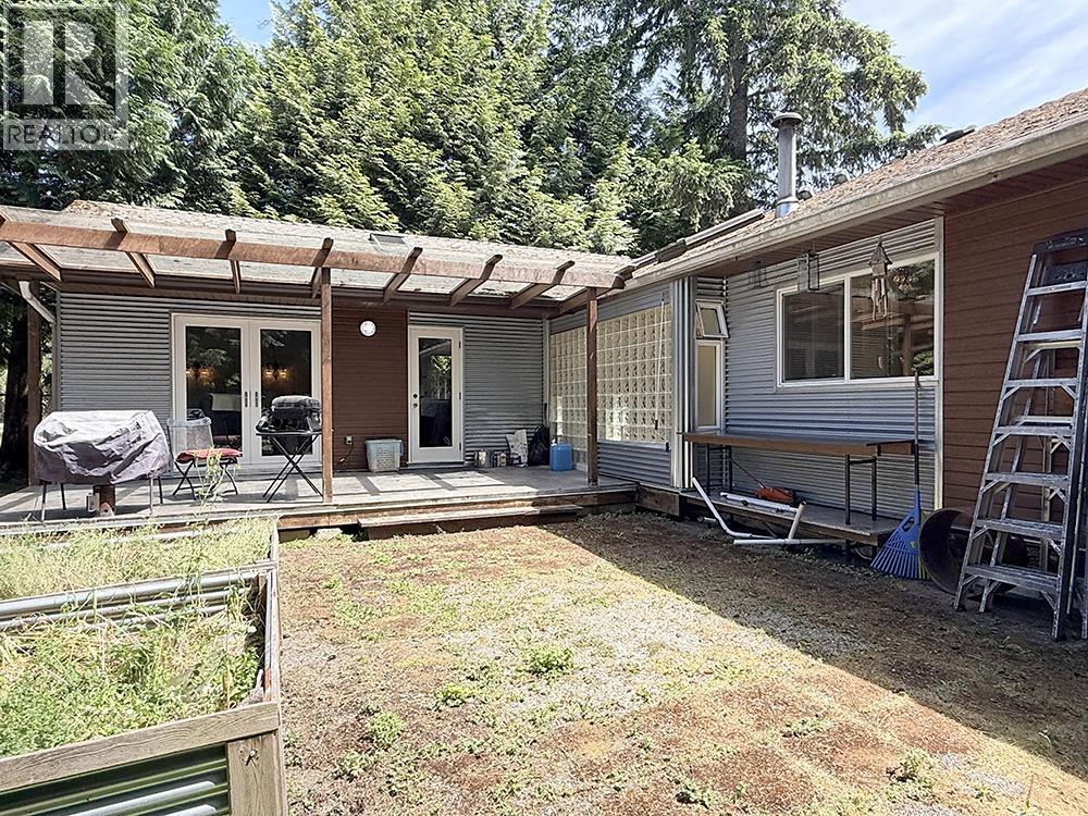 2625 East Road Property Photo 28