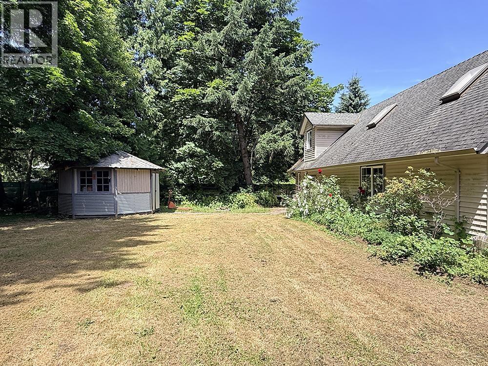 2625 East Road Property Photo 32