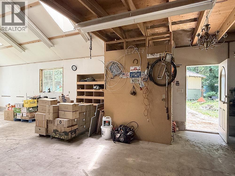 2625 East Road Property Photo 35