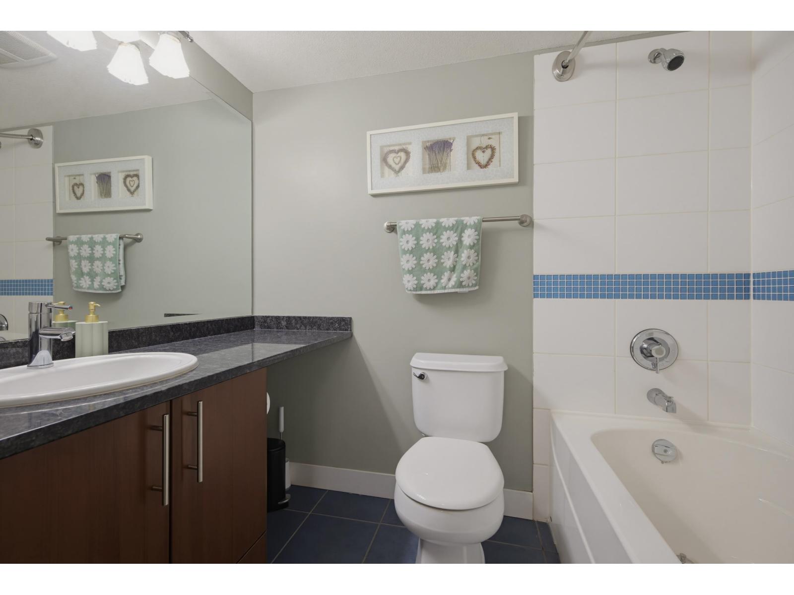 202 19320 65 Avenue Property Photo 16