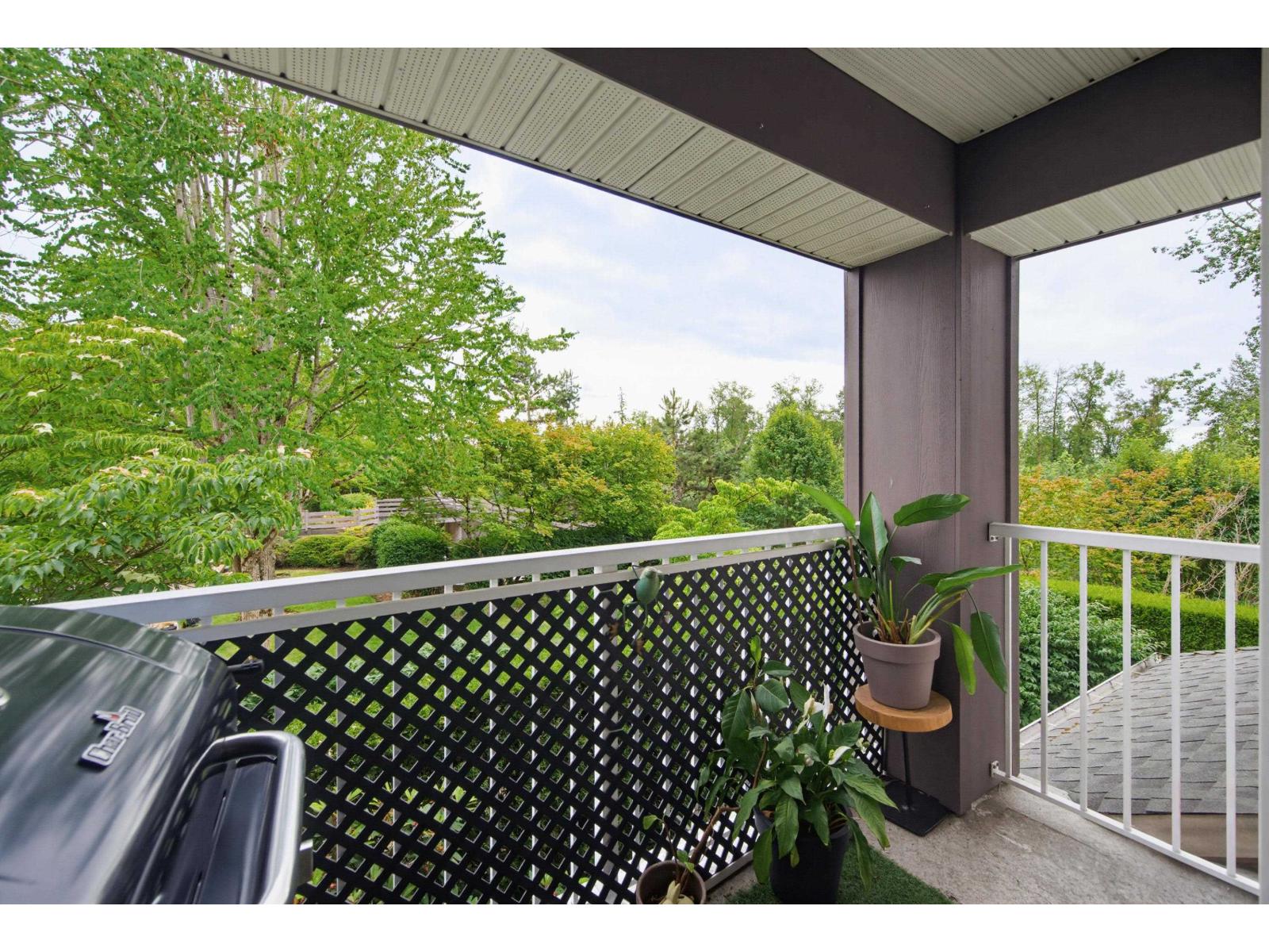 202 19320 65 Avenue Property Photo 20