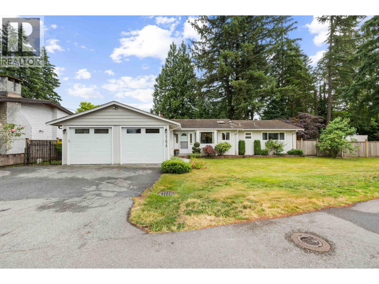 21678 MOUNTAINVIEW CRESCENT Property Photo 1