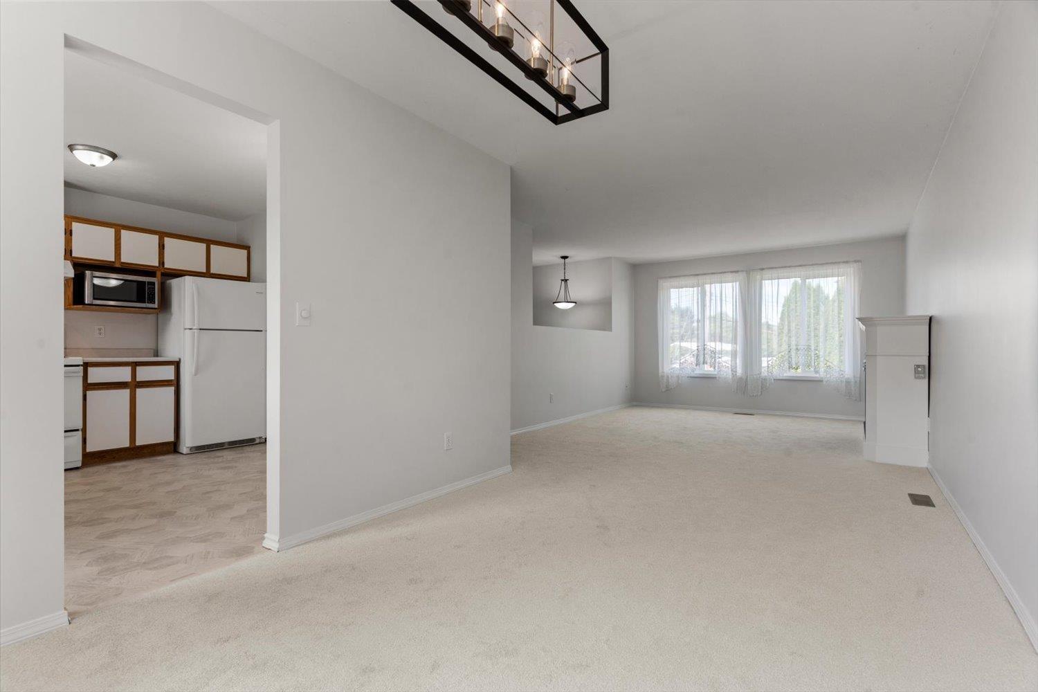 45322 Balmoral Avenue Property Photo 20