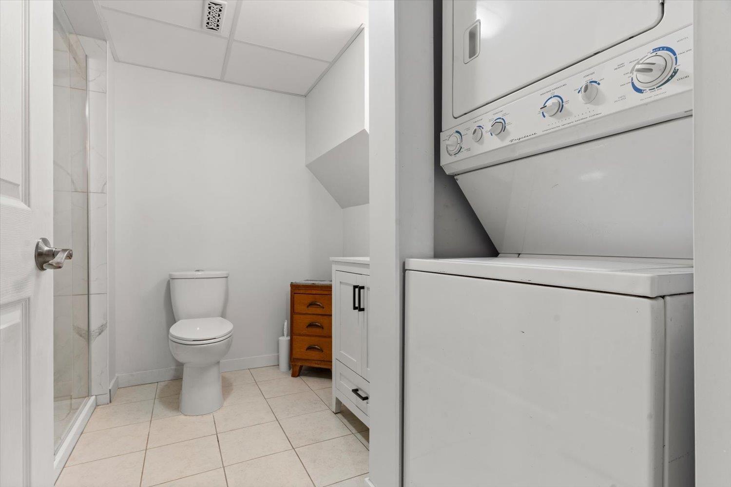 45322 Balmoral Avenue Property Photo 22