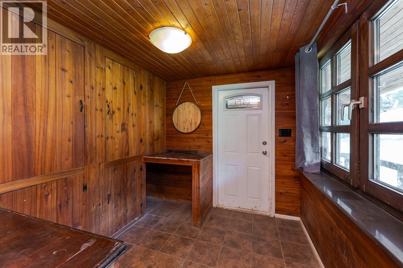 24080 Telachick Road Property Photo 7