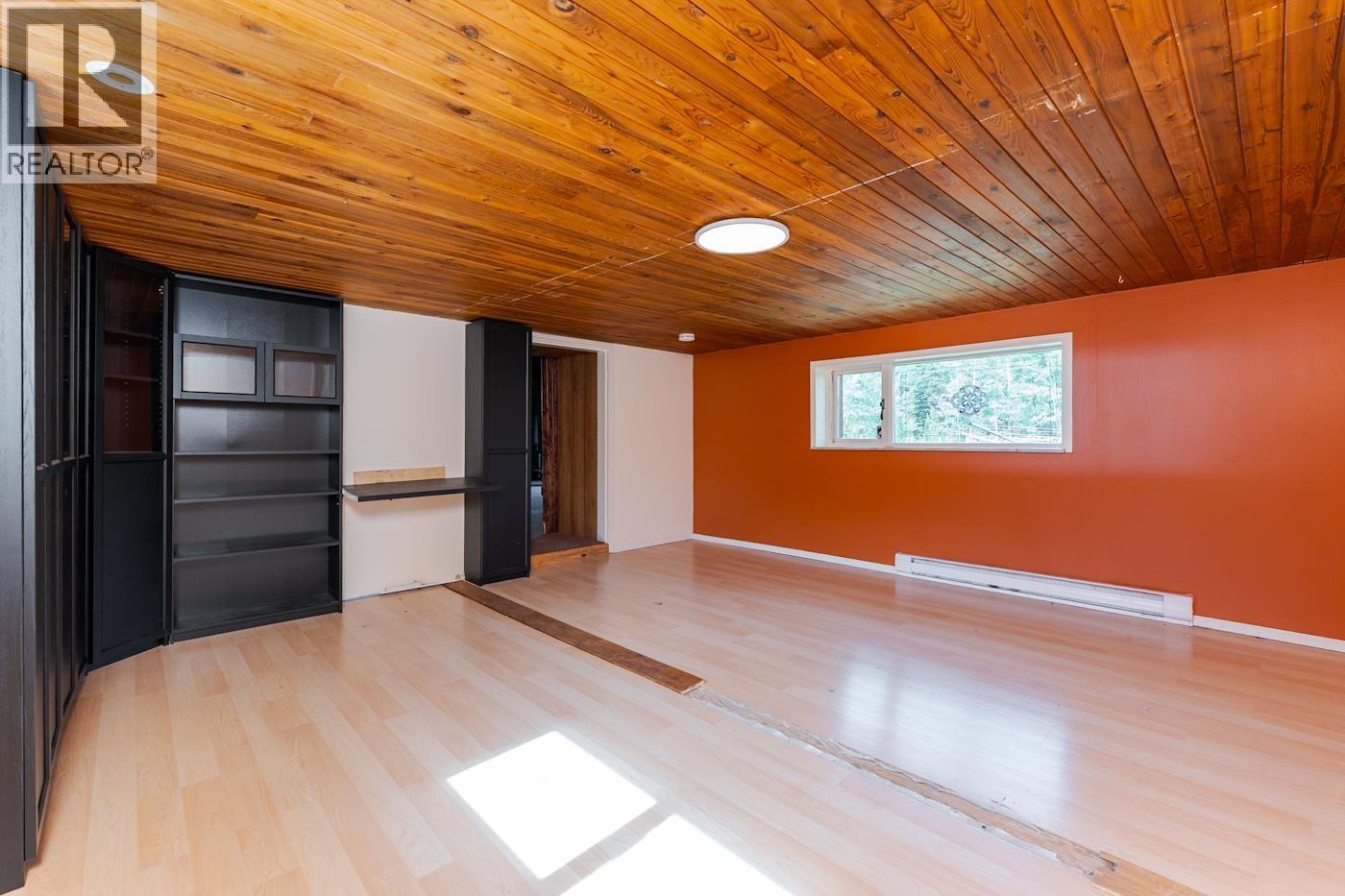 24080 Telachick Road Property Photo 21