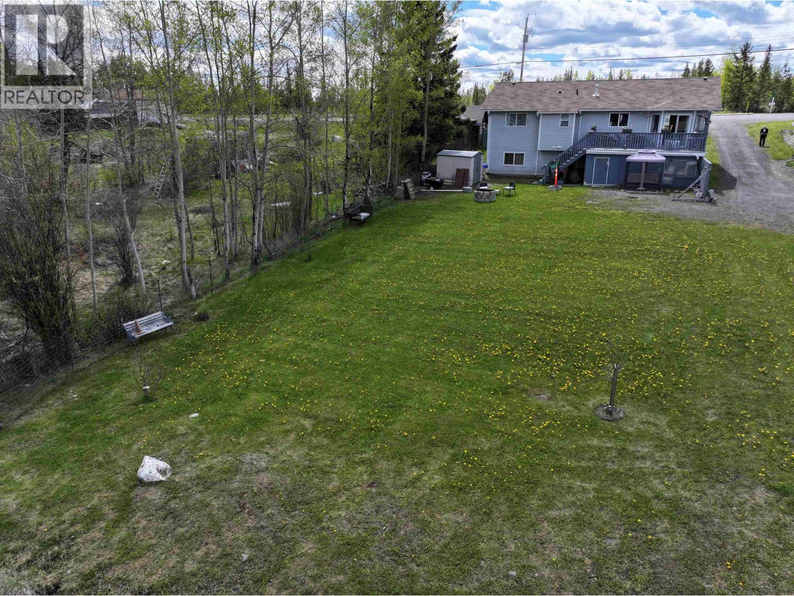 7036 93 Mile Frontage Road Property Photo 5