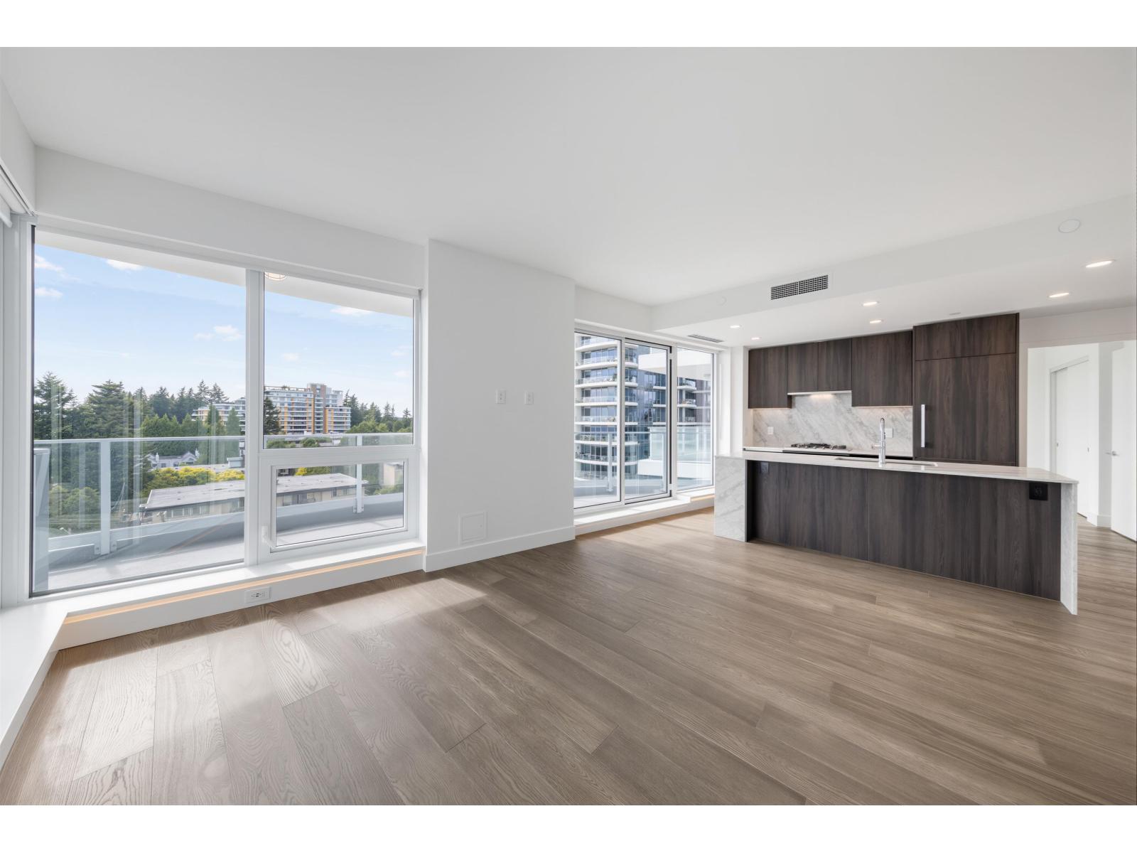 606 1475 Foster Street Property Photo 3