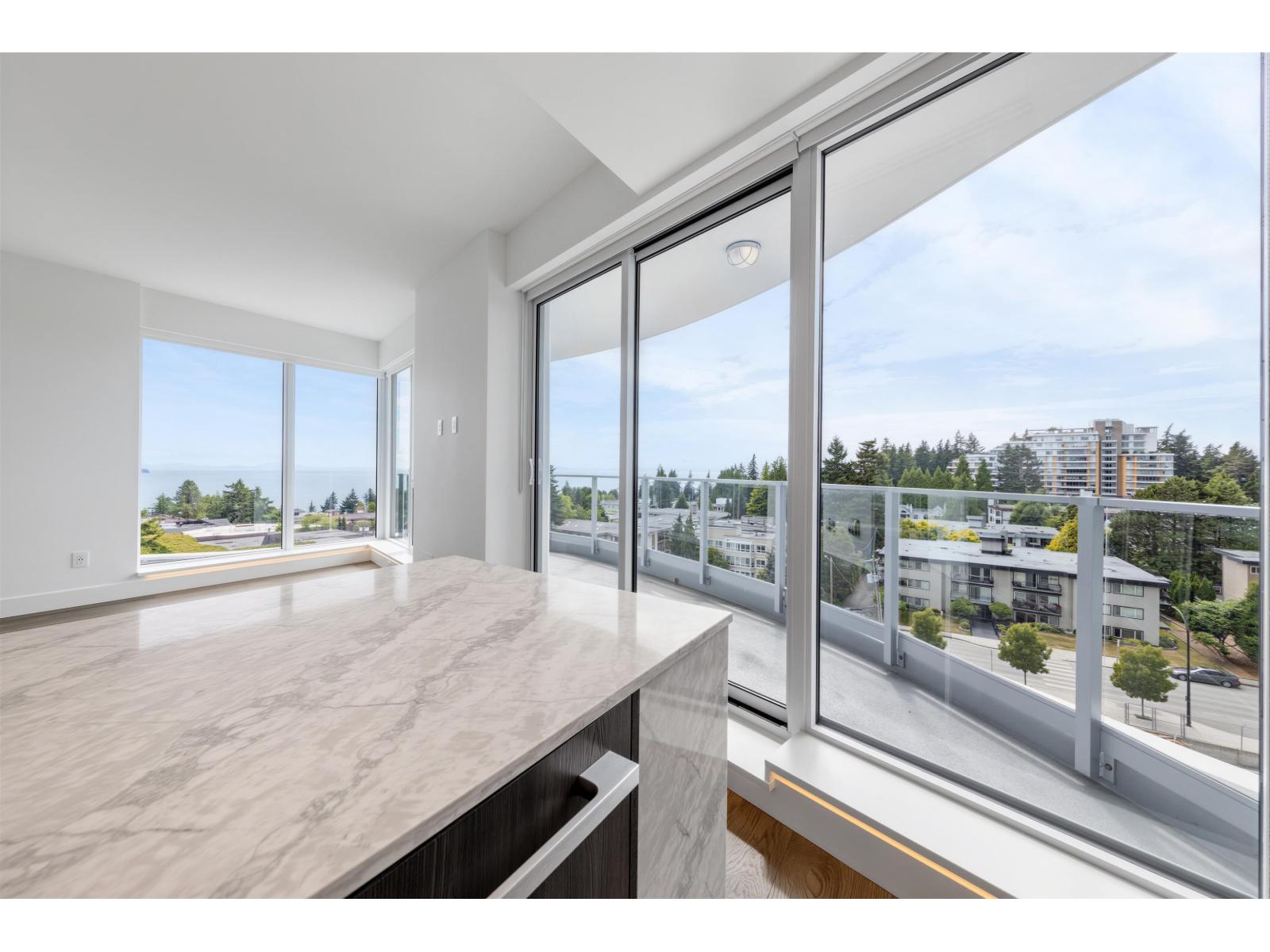 606 1475 Foster Street Property Photo 6