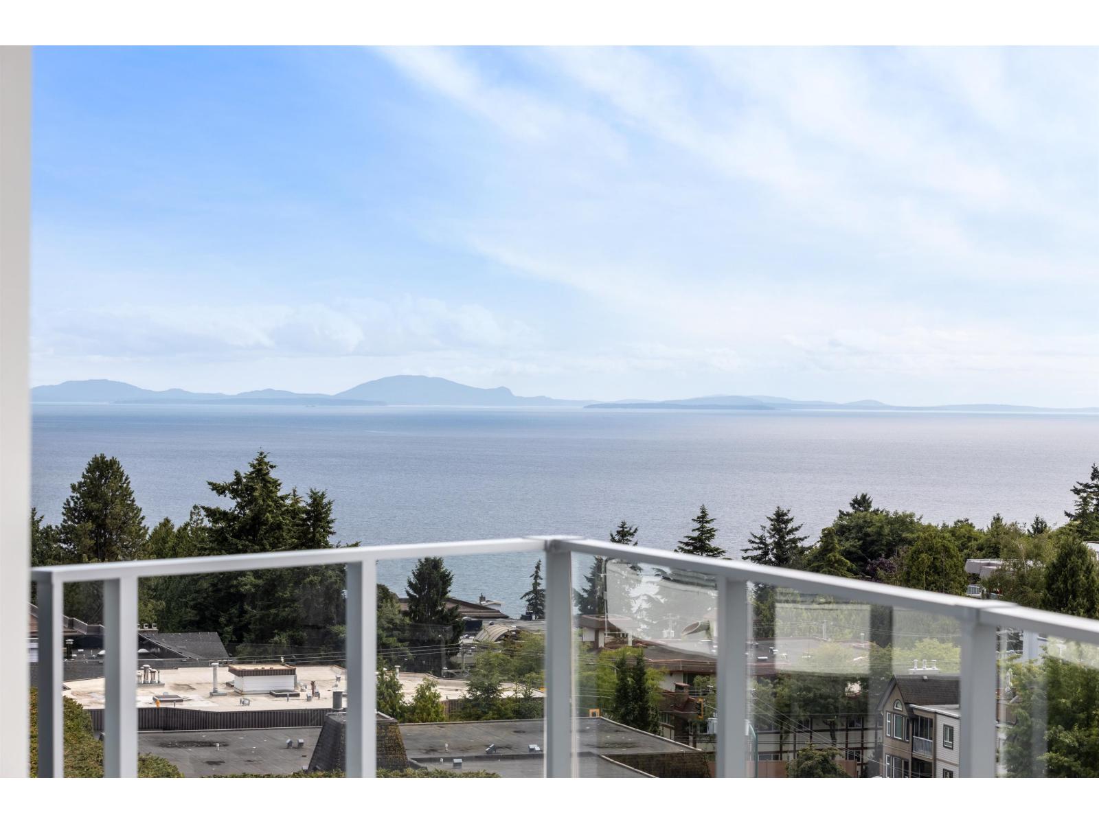 606 1475 Foster Street Property Photo 11