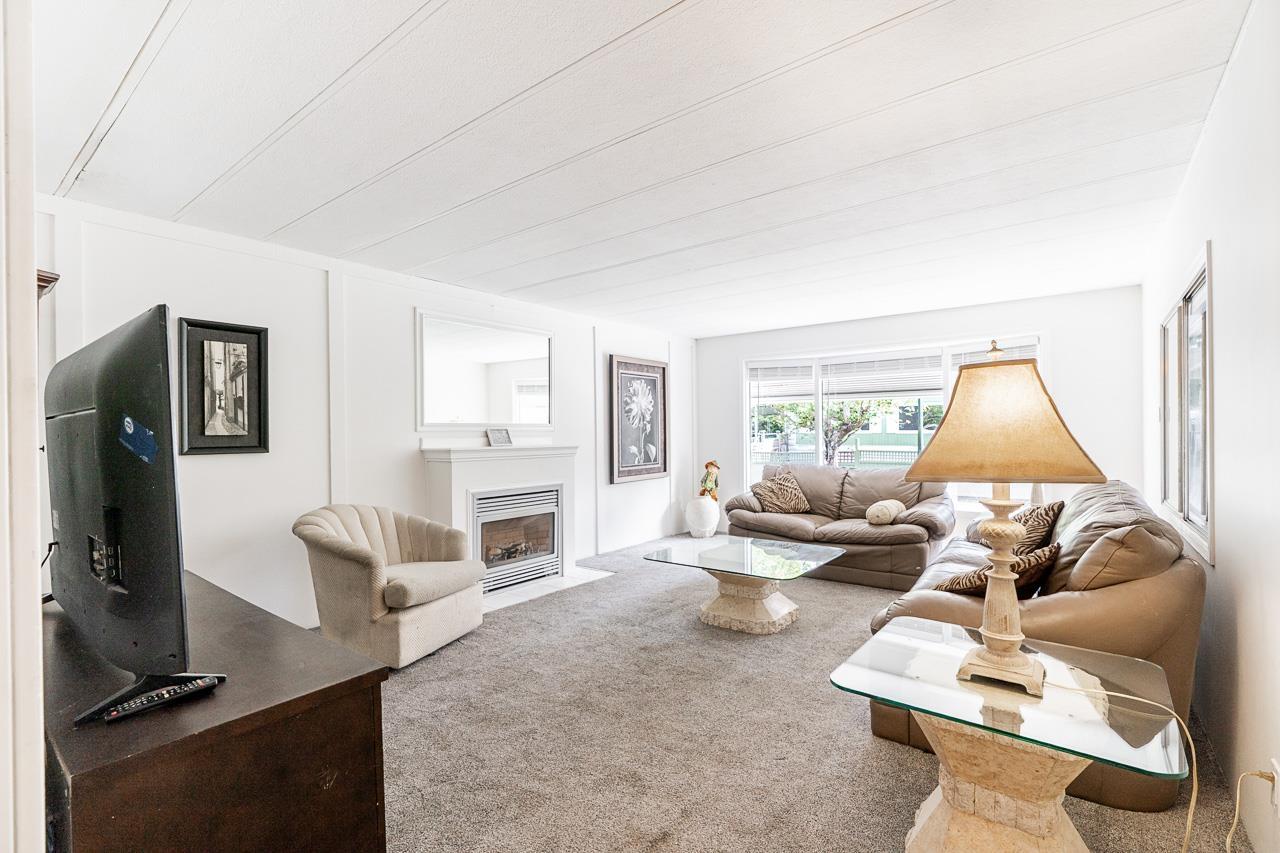 5 13650 80 Avenue Property Photo 1