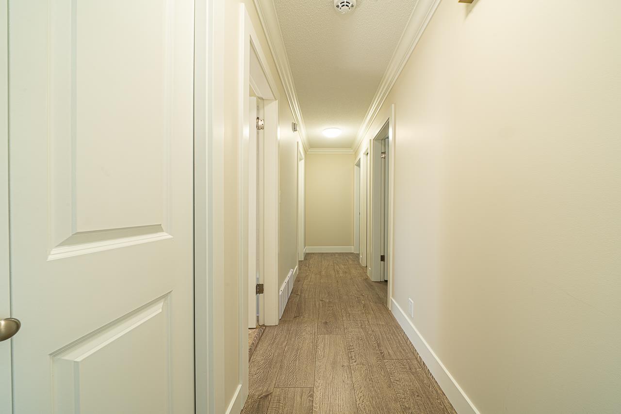 14654 106 Avenue Property Photo 11