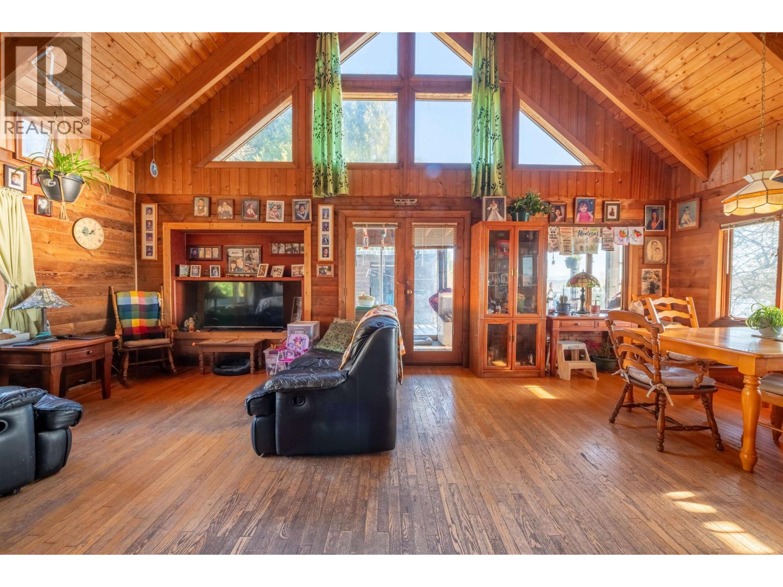24578 LOUGHEED HIGHWAY Property Photo 1