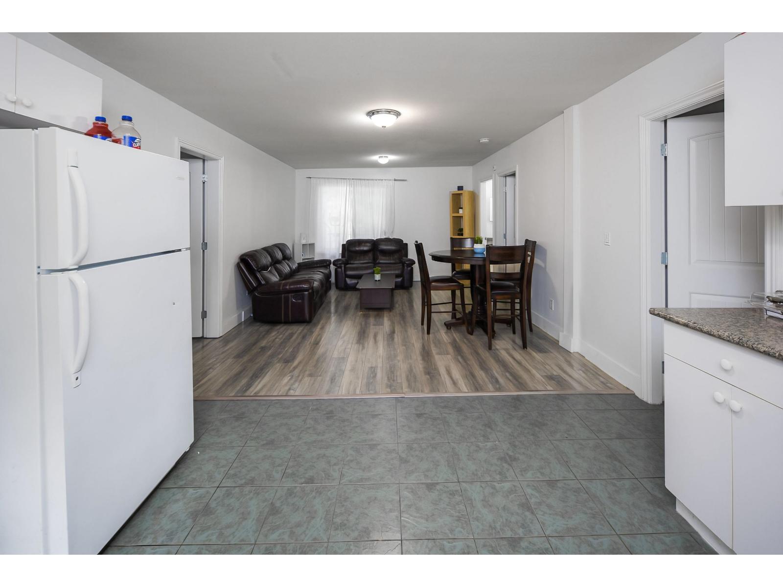 10229 122 Street Property Photo 21