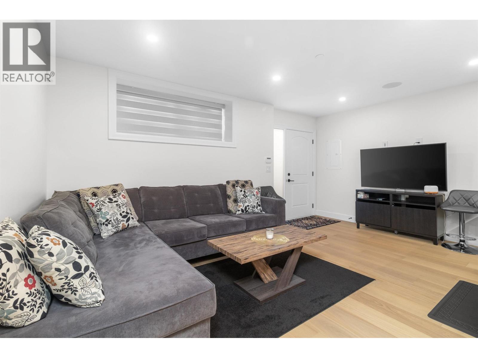 7662 French Street Property Photo 15