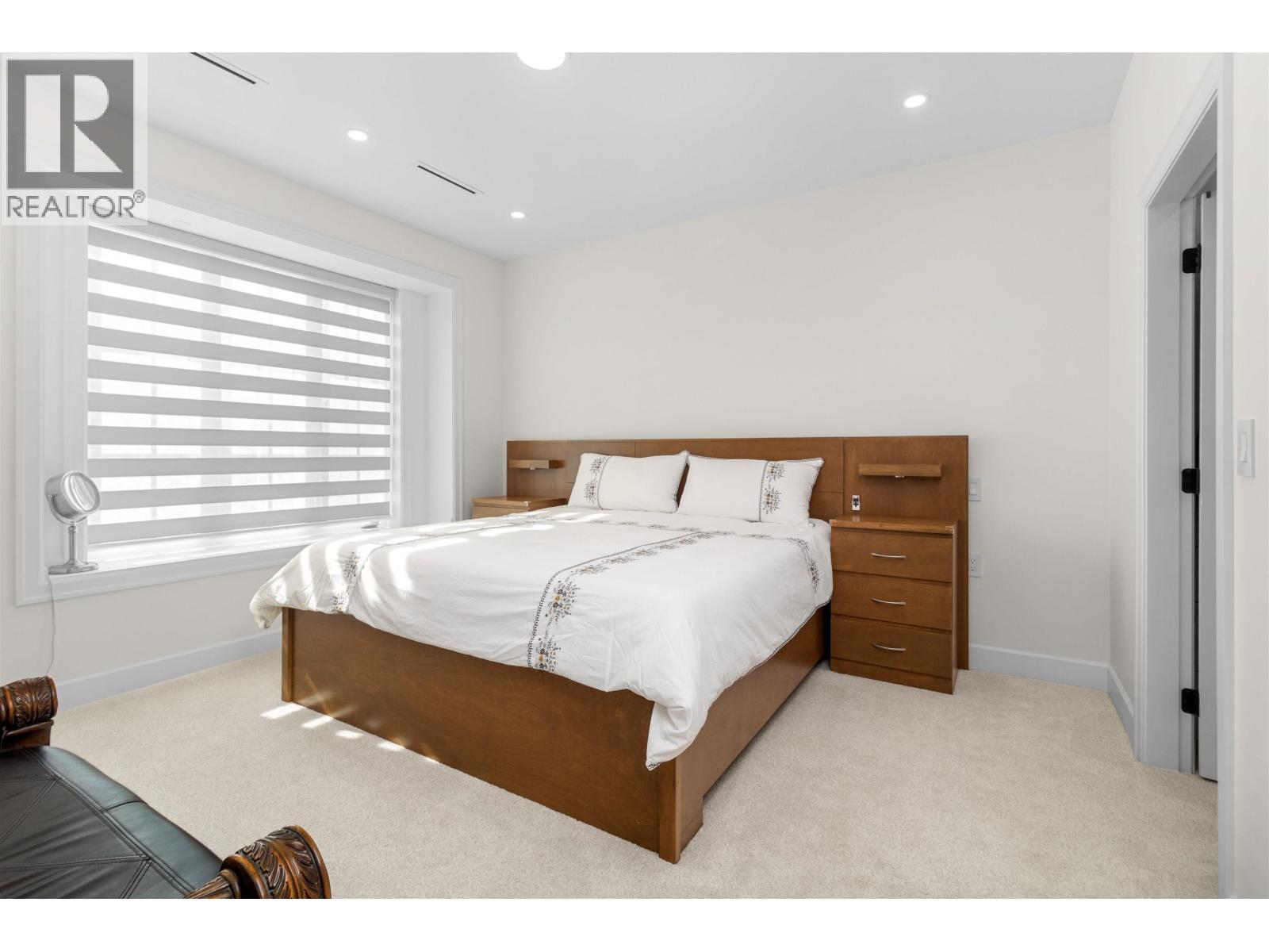 7662 French Street Property Photo 17