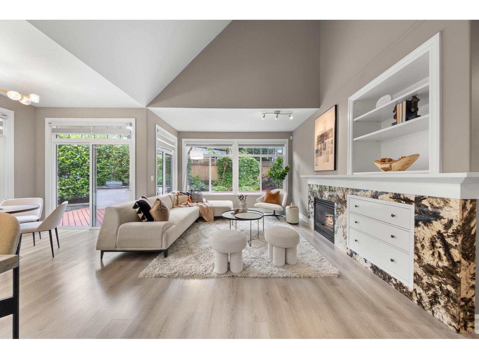 15460 36a Avenue Property Photo 12