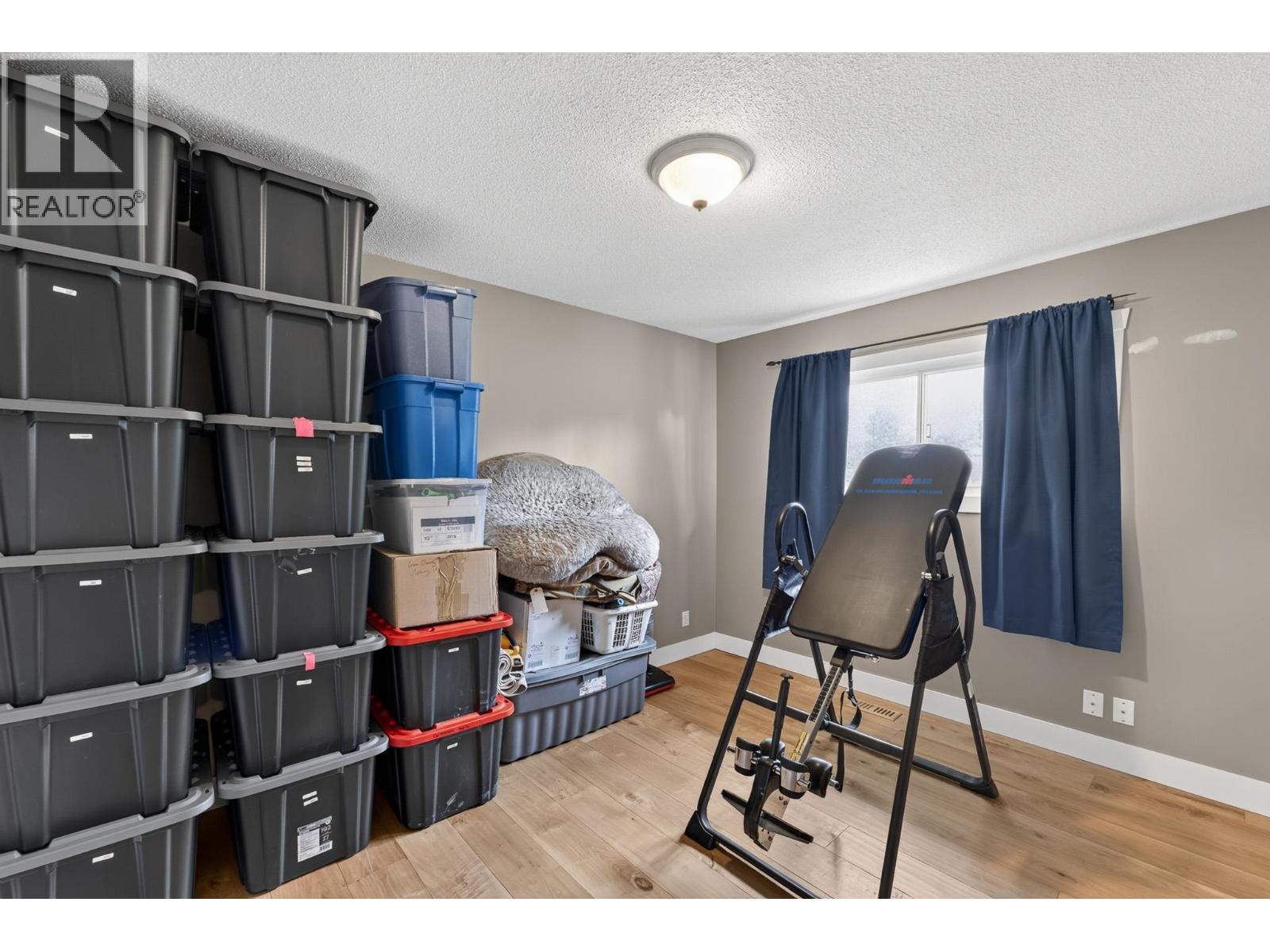 2475 Hammond Avenue Property Photo 12
