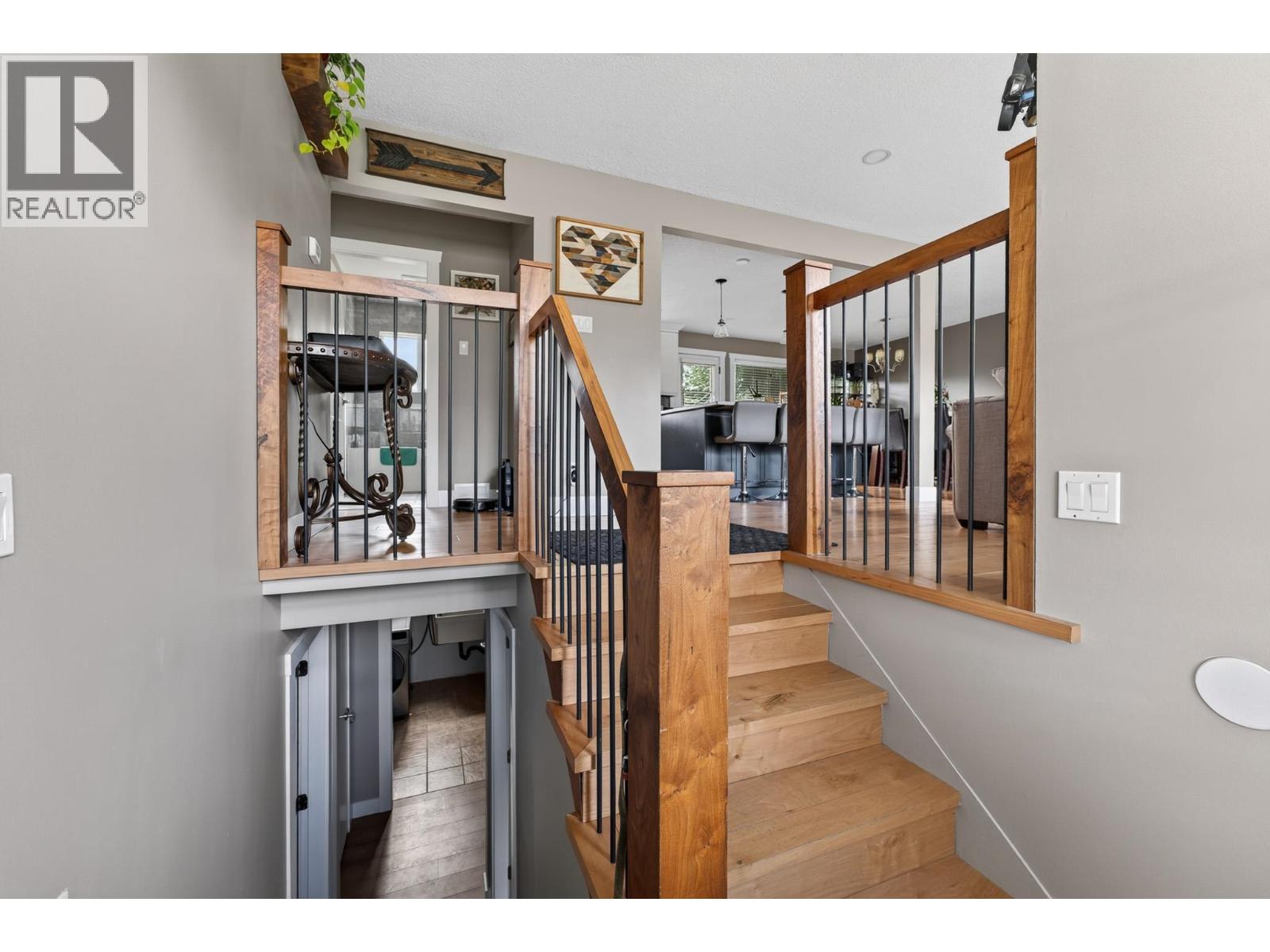 2475 Hammond Avenue Property Photo 14