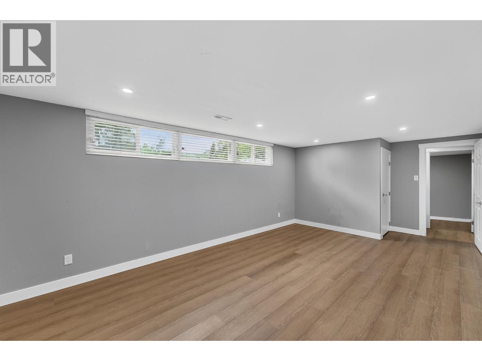 2475 Hammond Avenue Property Photo 17