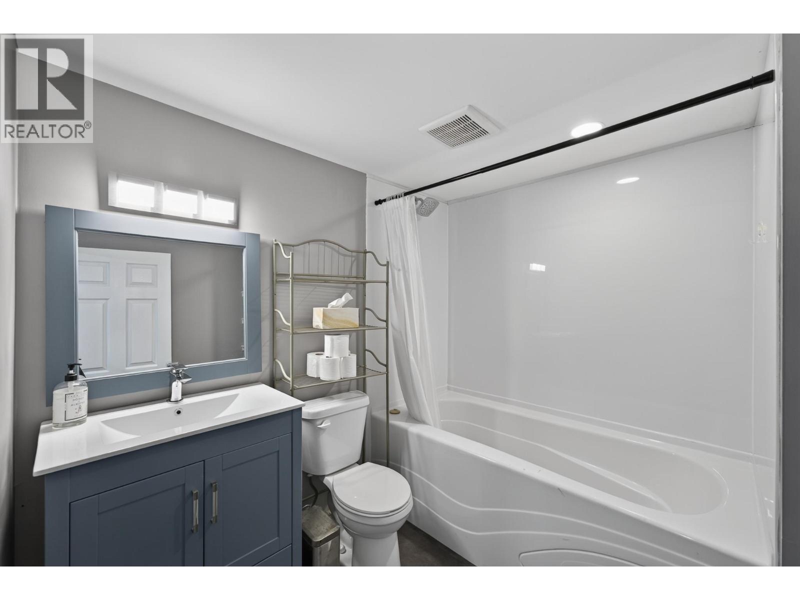 2475 Hammond Avenue Property Photo 19