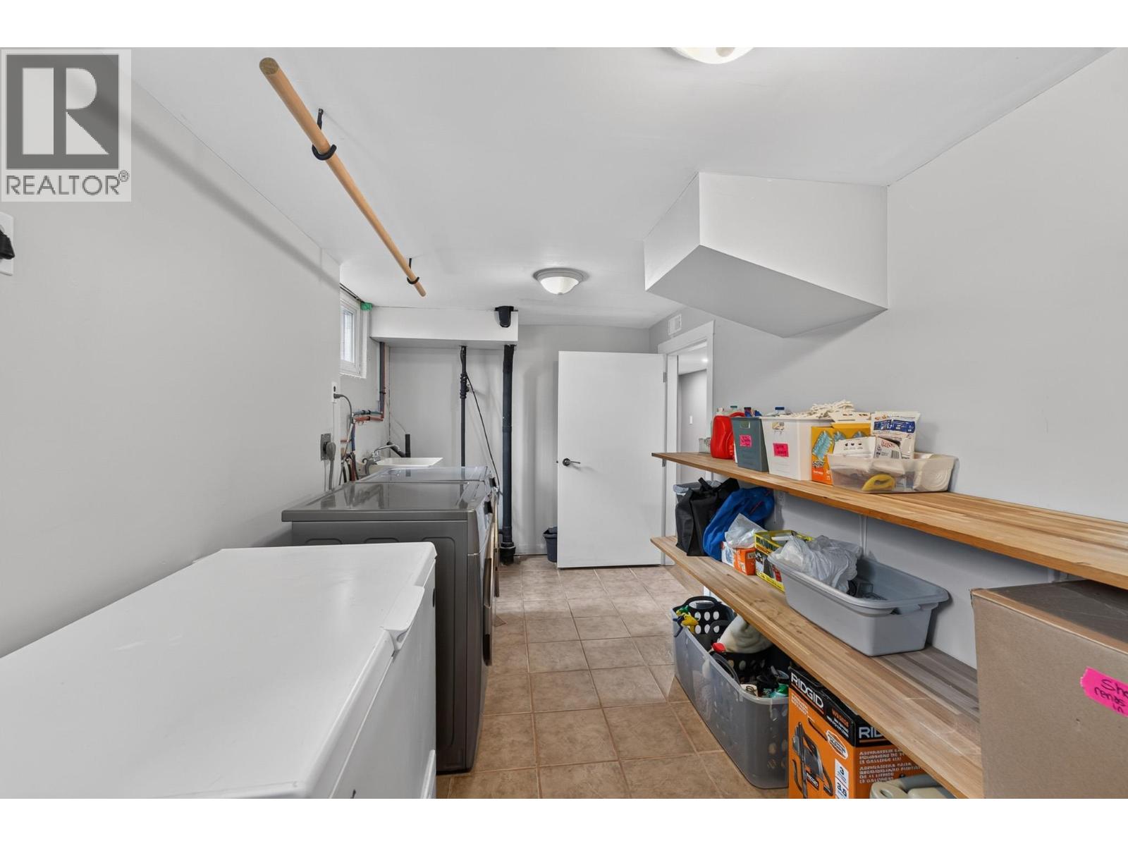 2475 Hammond Avenue Property Photo 21