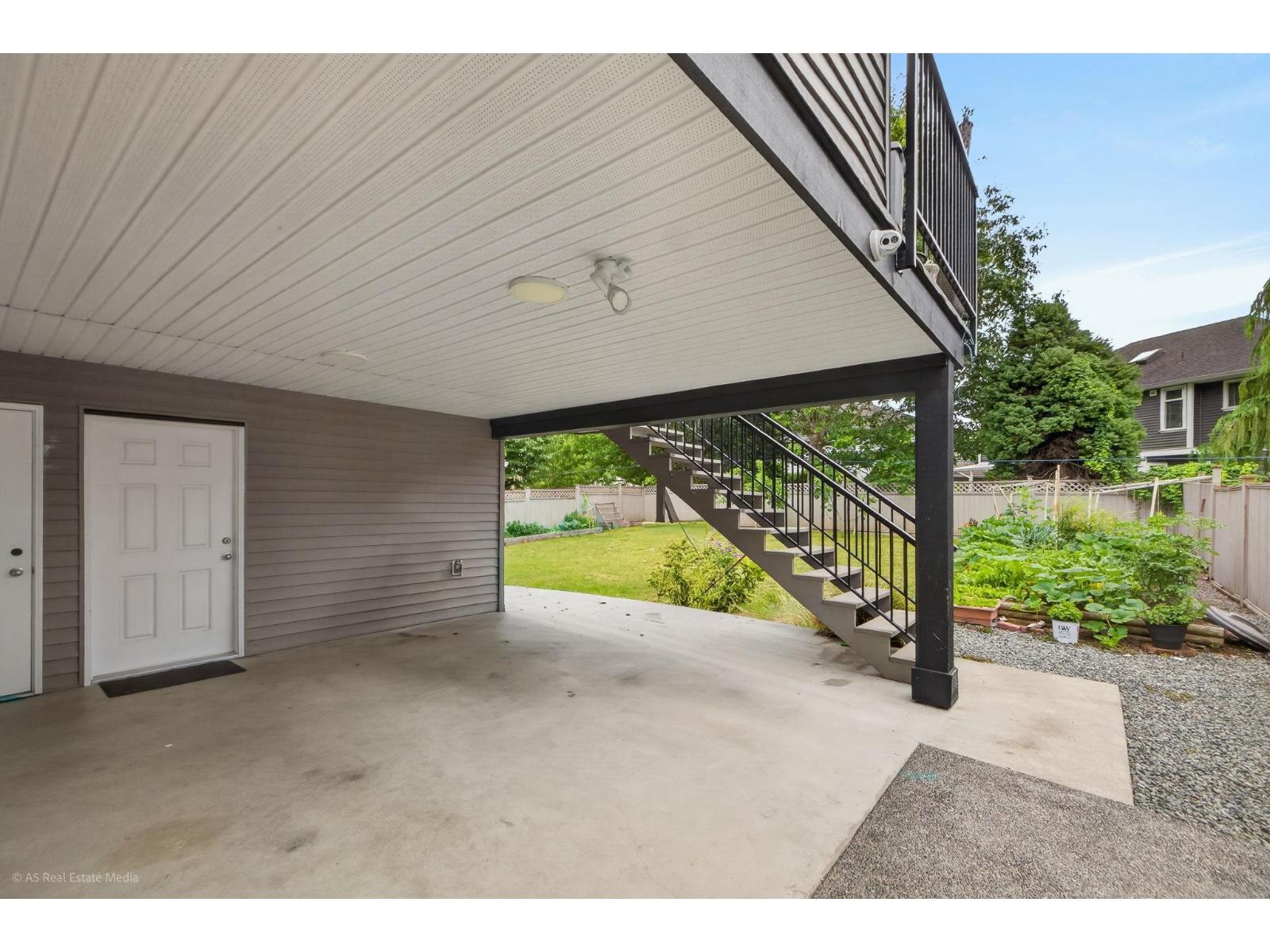 16166 92 Avenue Property Photo 25