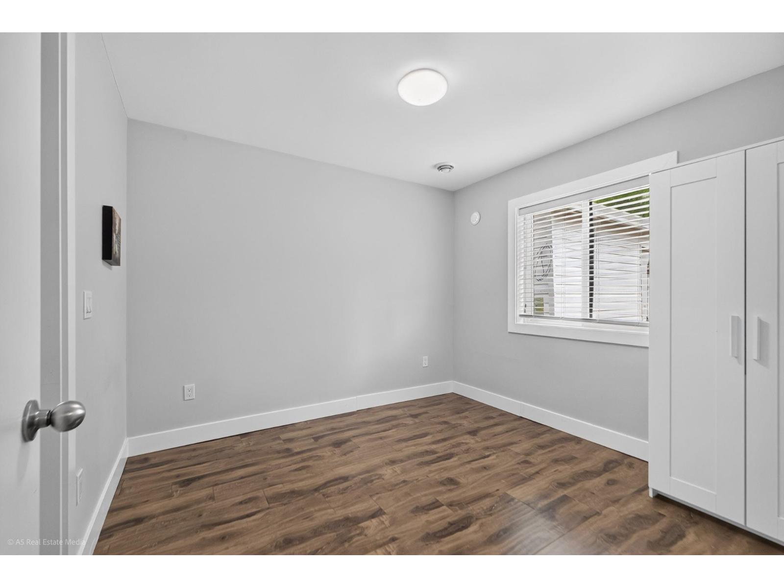 16166 92 Avenue Property Photo 28