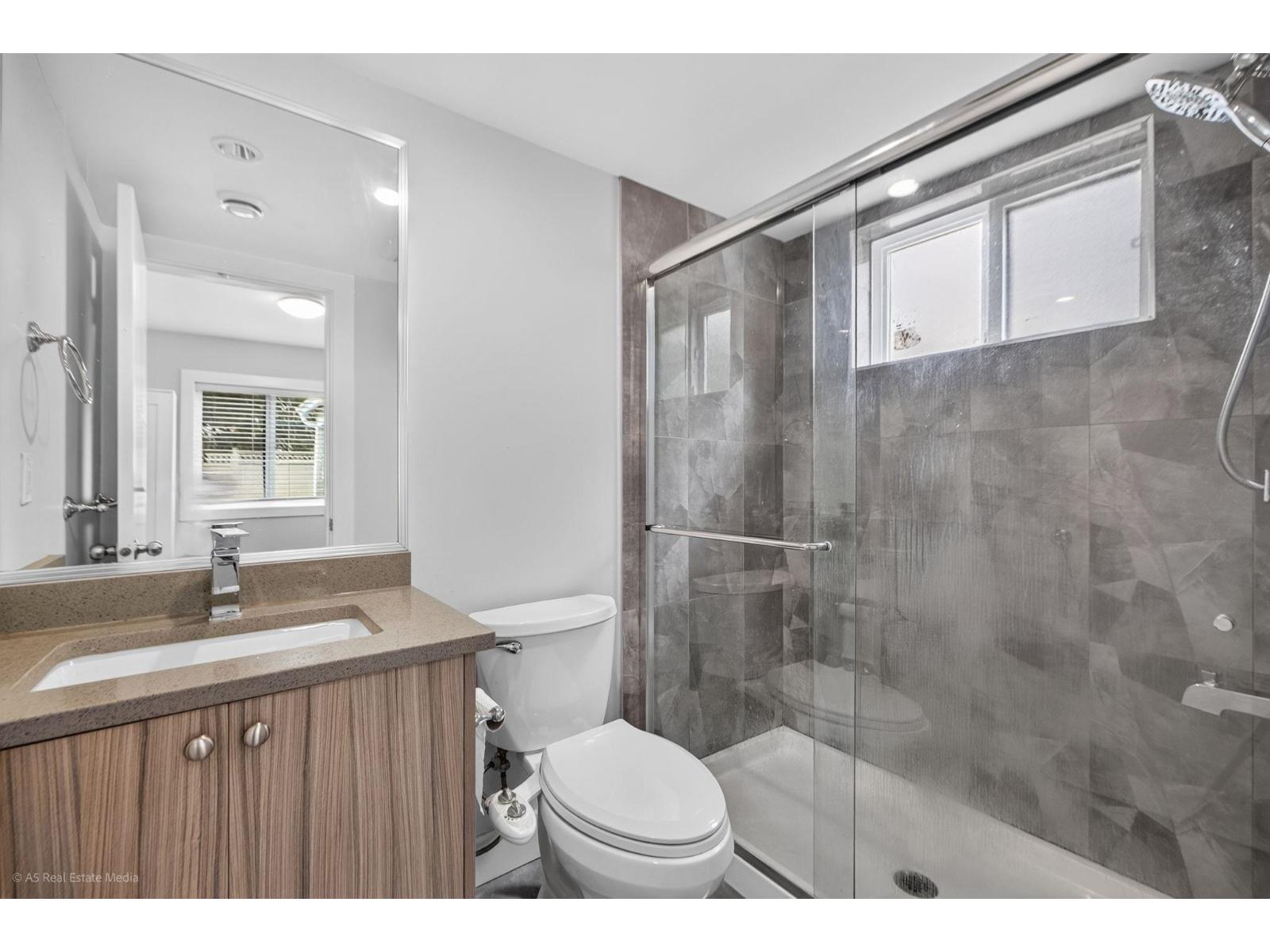 16166 92 Avenue Property Photo 29