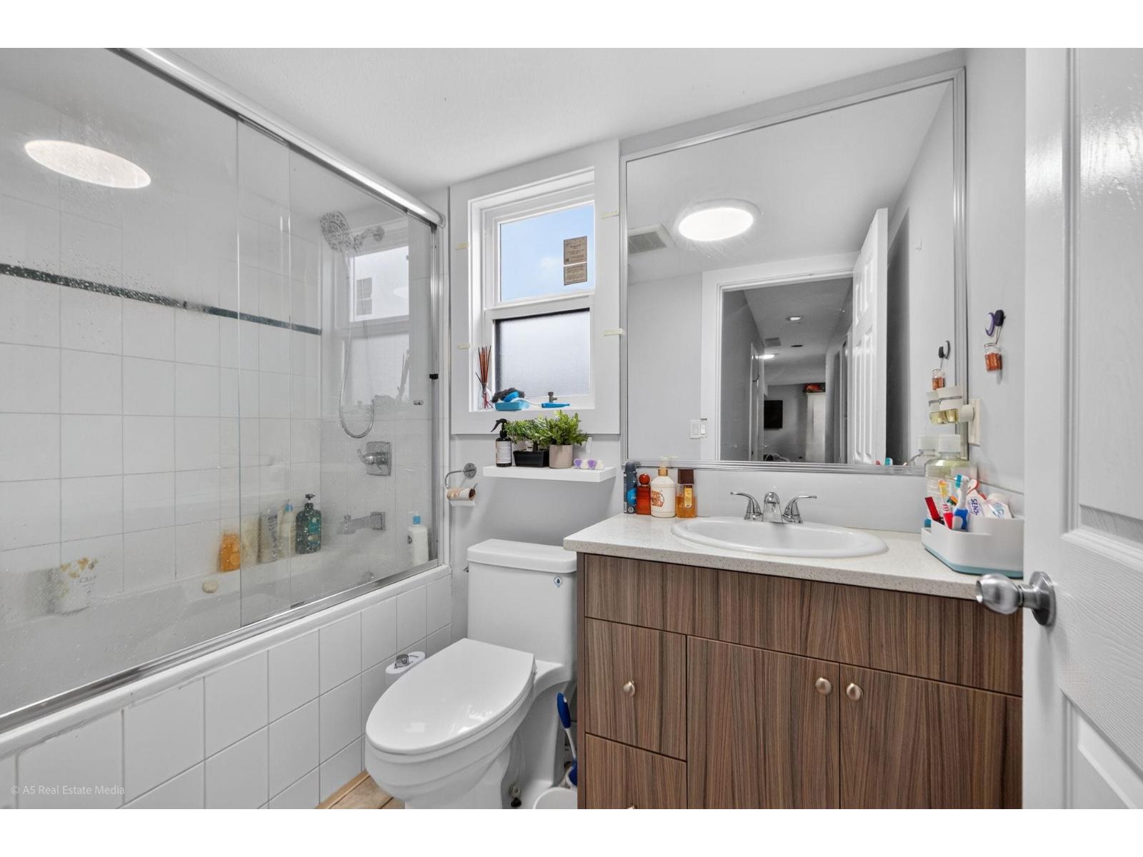 16166 92 Avenue Property Photo 34