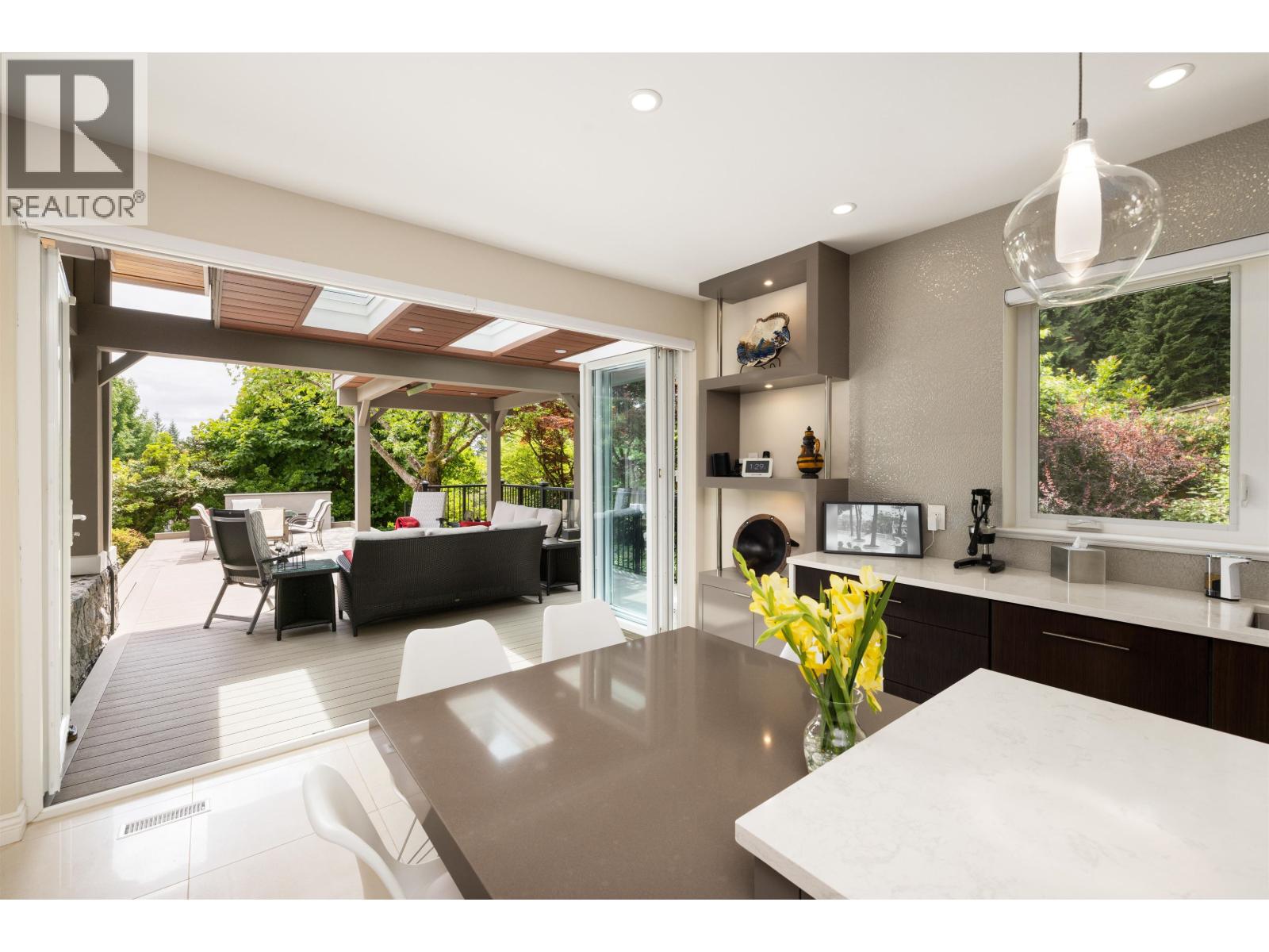 4115 E Braemar Road Property Photo 18
