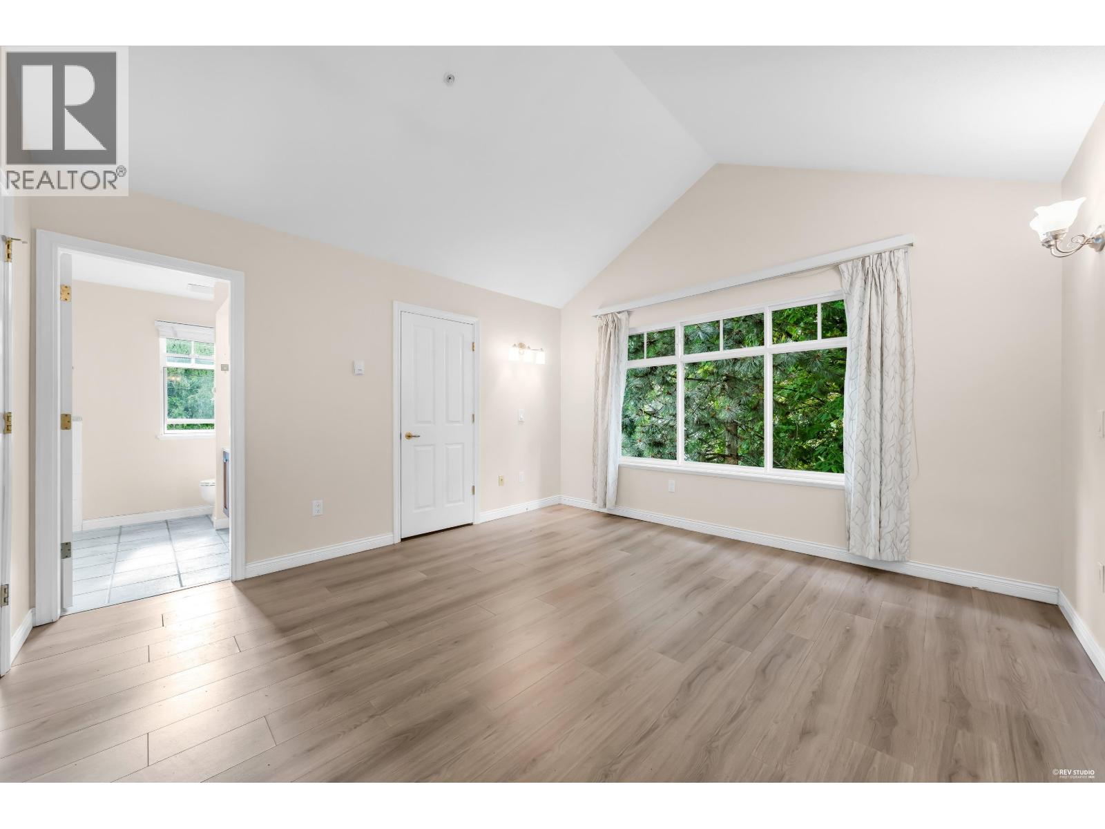 2459 W 39th Avenue Property Photo 16